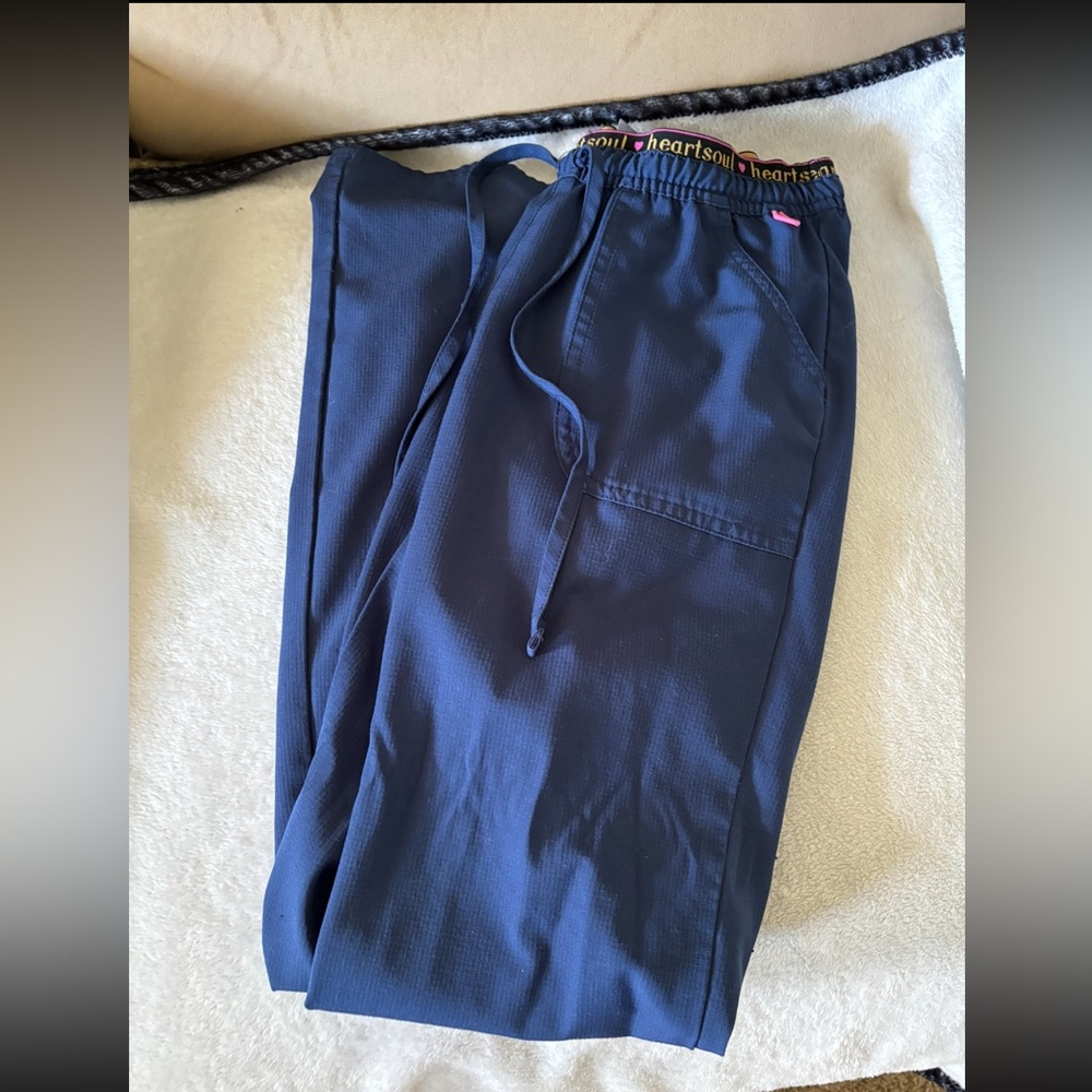 Women scrubs